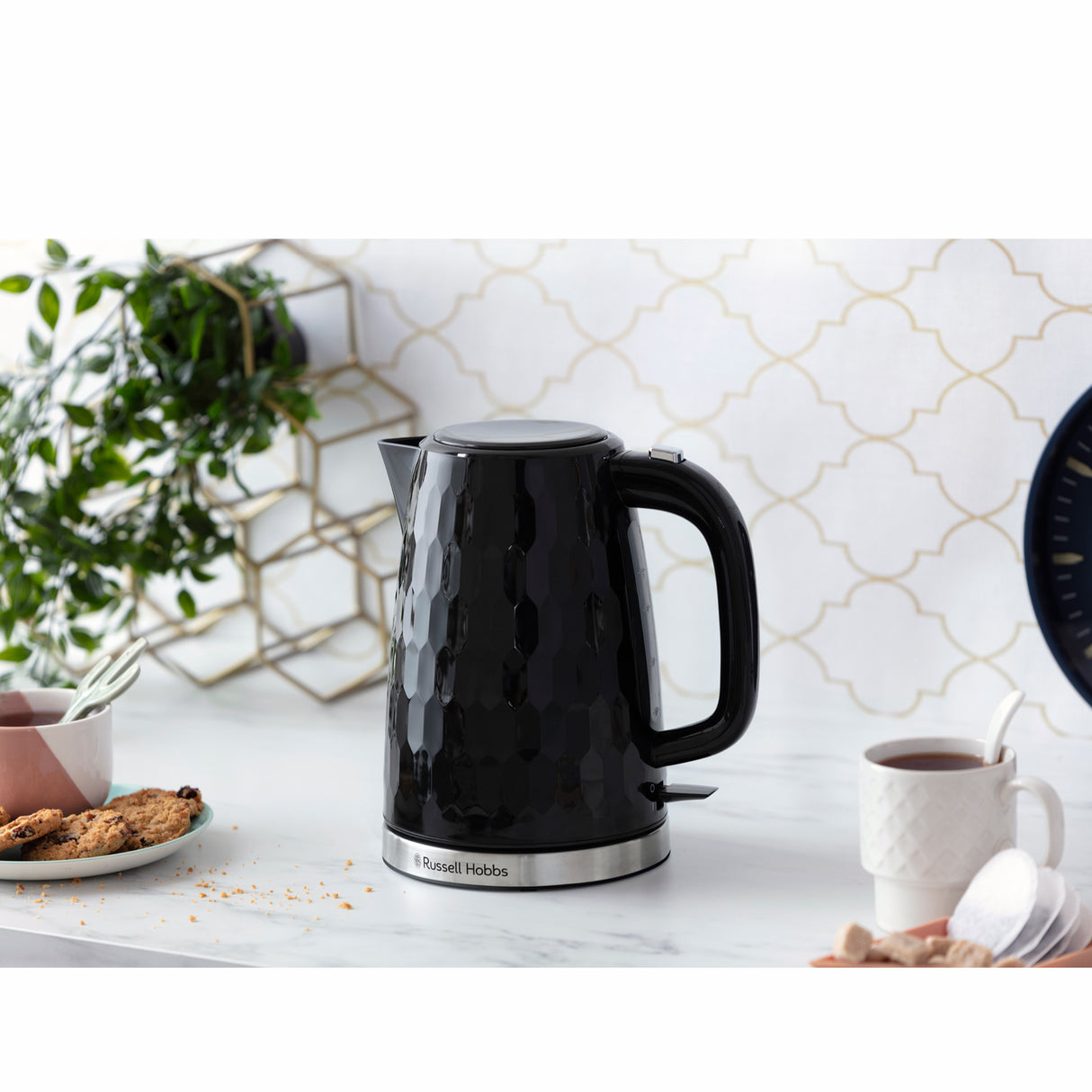 Russell Hobbs Vattenkokare 26051-70 Honeycomb Kettle Black