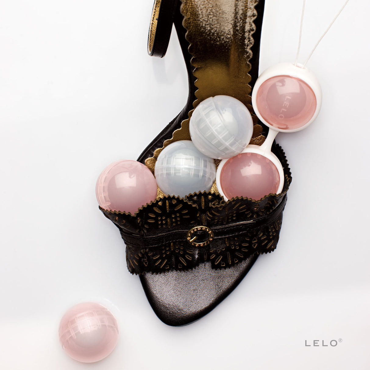 Lelo LUNA Pleasure Bead System