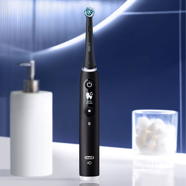 Oral B Eltandborste iO6 Series M6 Black/Light Rose