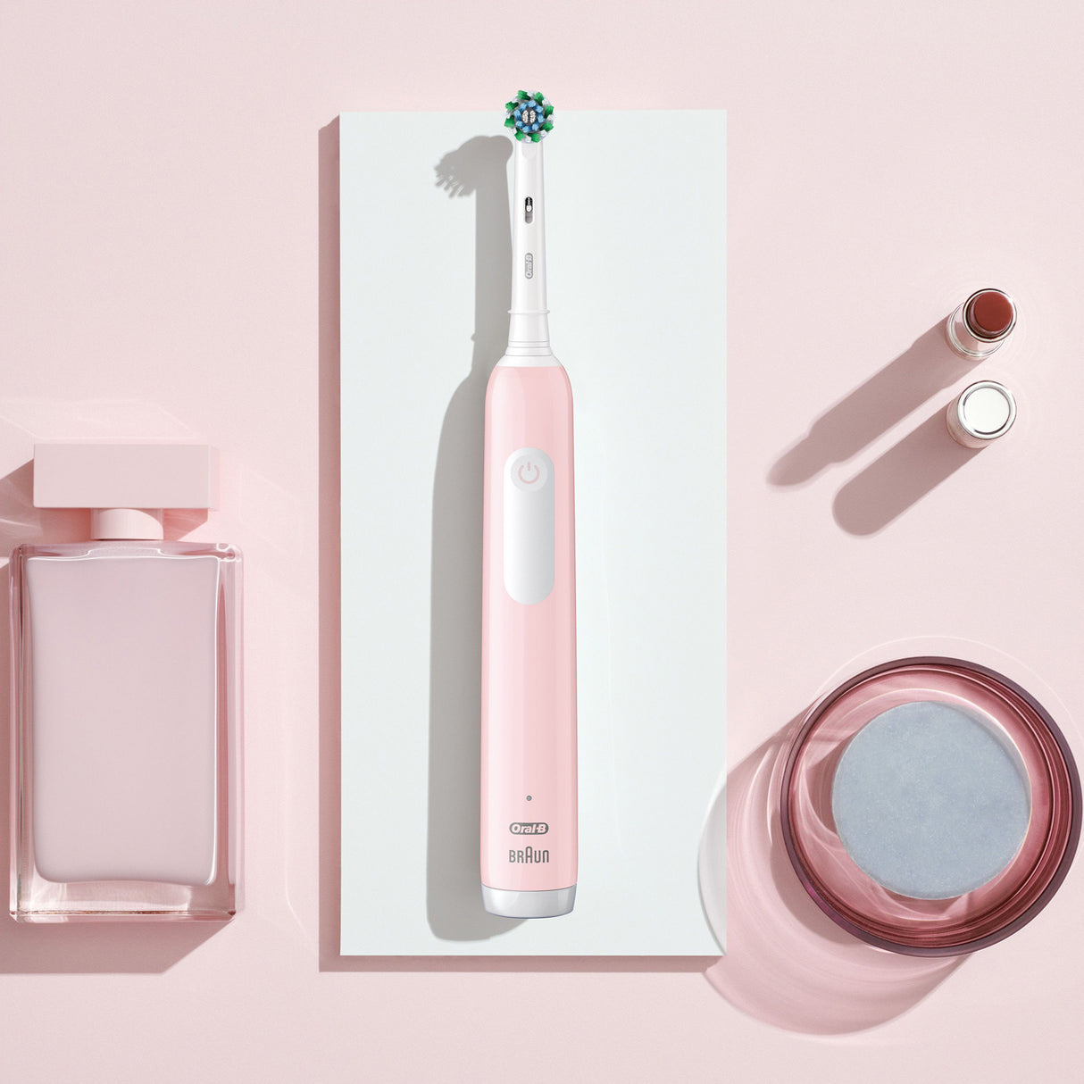 Oral B Eltandborste Pro1 Pink + Extra Refill